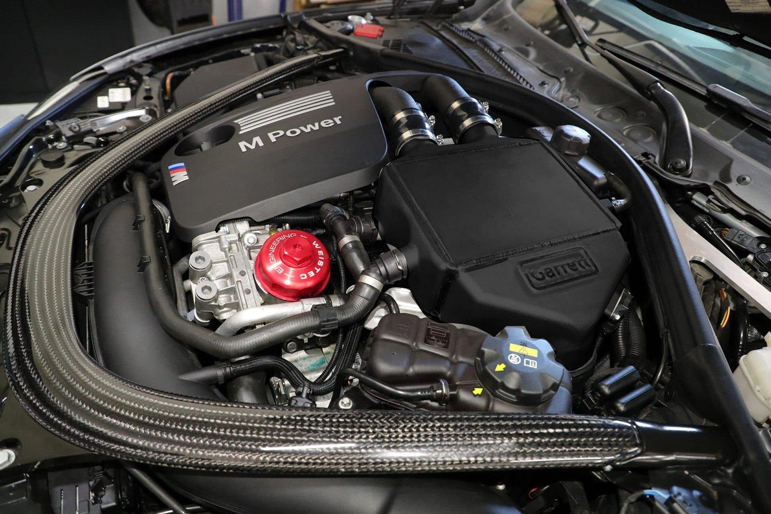 Garrett 2015+ BMW M3/M4 (F80 M3 / F82 F83 M4) Air/Water Performance Intercooler -Black - BOLT Motorsports