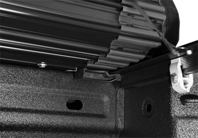 Truxedo 2020 GMC Sierra & Chevrolet Silverado 2500HD & 3500HD 6ft 9in Sentry CT Bed Cover - BOLT Motorsports