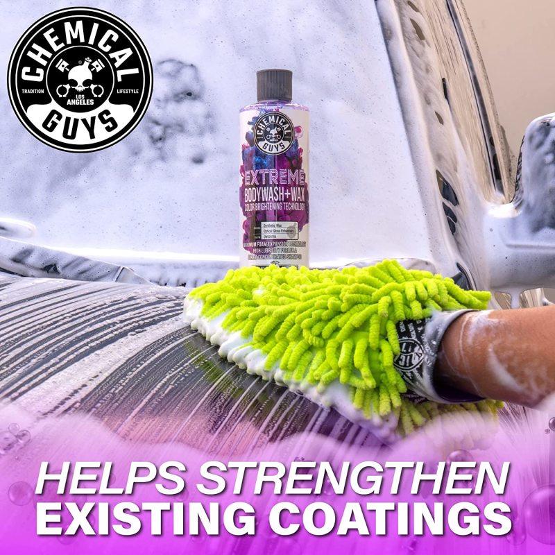Chemical Guys Extreme Body Wash Soap + Wax - 16oz (Comes in Case of 6 Units) demo 2 on BOLTMotorsports